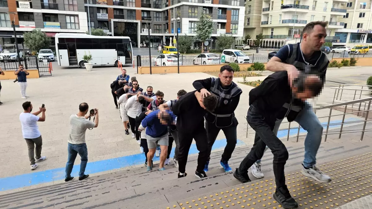 edirnede sehit ailesini dolandiran 11 supheli adliyeye sevk edildi yEMhzsgO