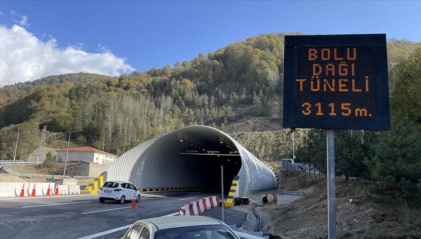 istanbul yolunu kullanacaklar dikkat bolu dagi tuneli bu saatlerde kapali olacak h28mYiFU.jpg