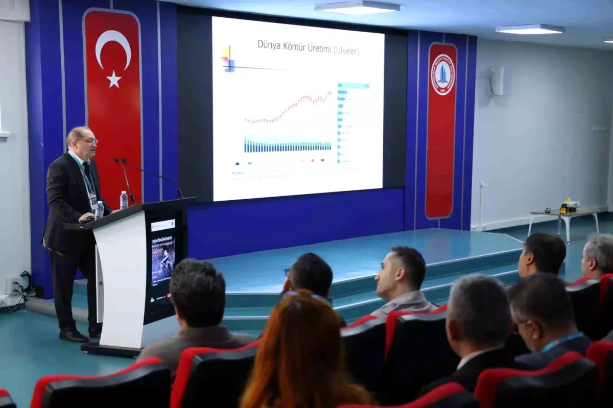 zonguldak bulent ecevit universitesinde tas komurunde mekanize uygulamalari calistayi duzenlendi LkTPySS5.jpg