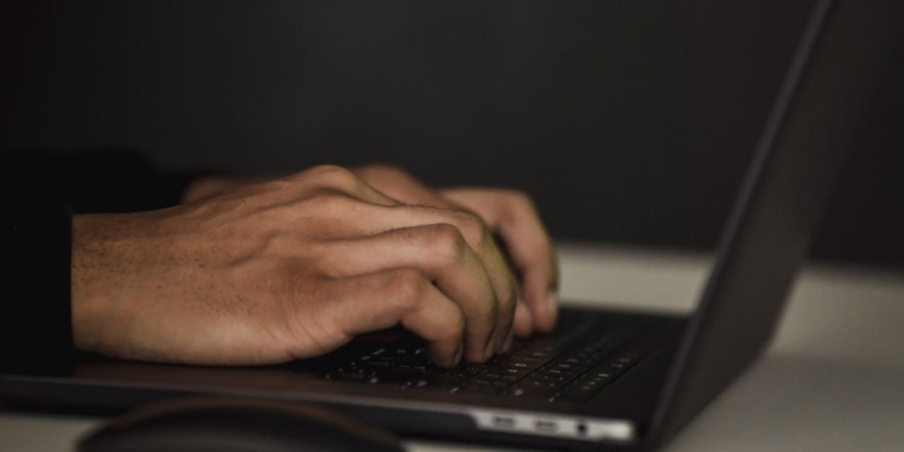 FETÖ Üyelerinden Milletvekillerine Şok E-posta Gönderildi