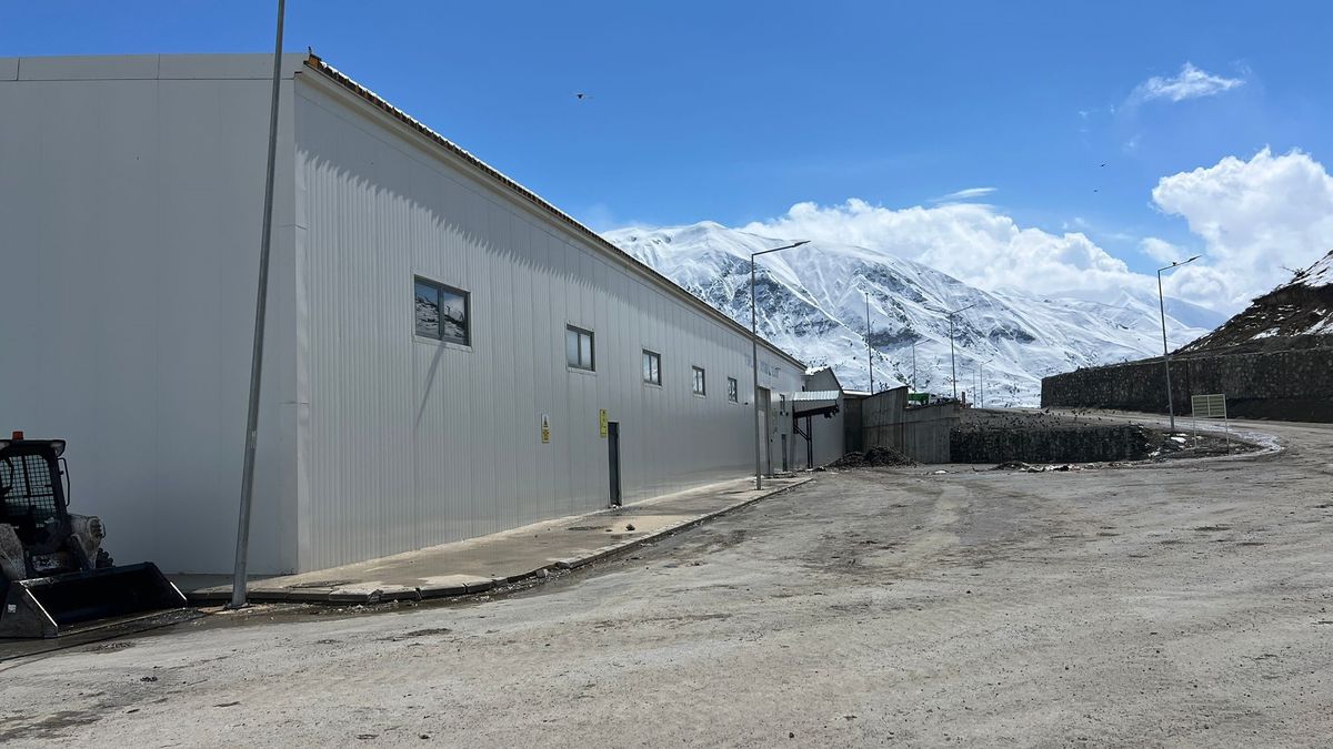 Hakkari’deki Atık Tesisi Heyelan Nedeniyle Faaliyetlerine Ara Verdi