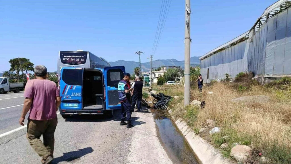 Mersin’de Emekli İmam Trafik Kazasında Hayatını Kaybetti