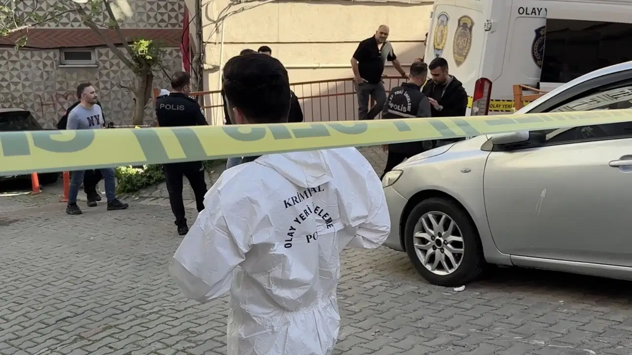 kagithanede-dehset-kizini-silahla-vurdu-kayinvalide-damadini-bicakla-oldurdu-UZ22HbJj