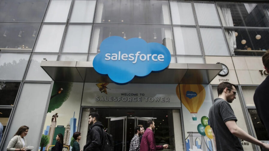 Salesforce, yapay zeka şirketi Fin’i 3,6 milyar dolara satın alıyor